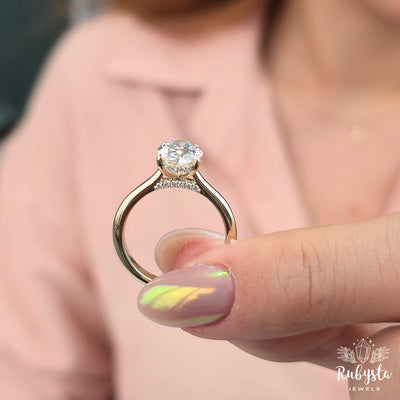 2ct Oval Lab Grown Diamond Ring | IGI Certified E/VVS2 | Claw Prong Solitaire | Ethical Gold Engagement Ring