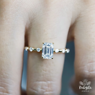 1.00ct Emerald Cut Moissanite Engagement Ring | Claw Prong Setting with Round Moissanite Accents