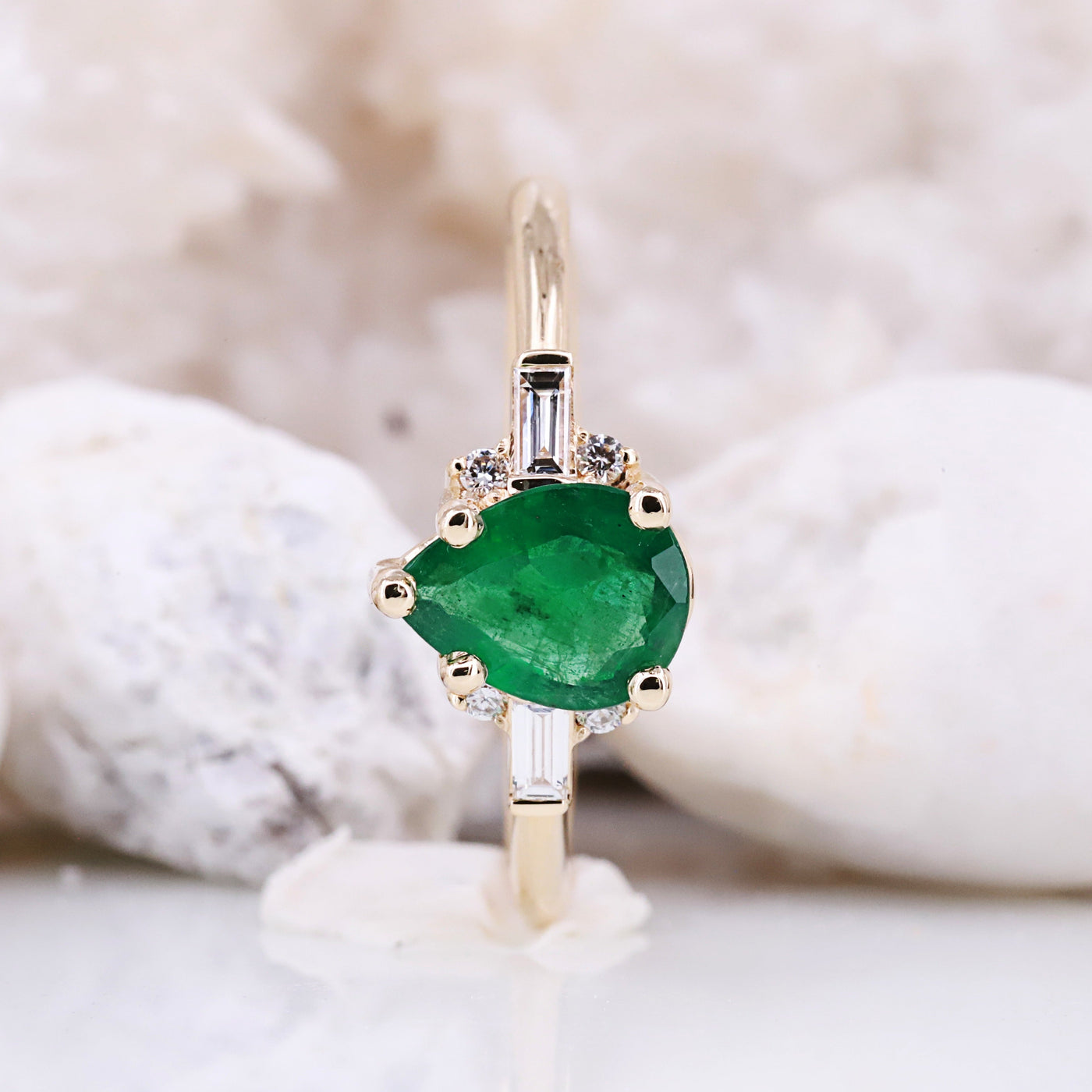 Emerald color pear engagement ring aesthetic ring eternity ring  - Rubysta