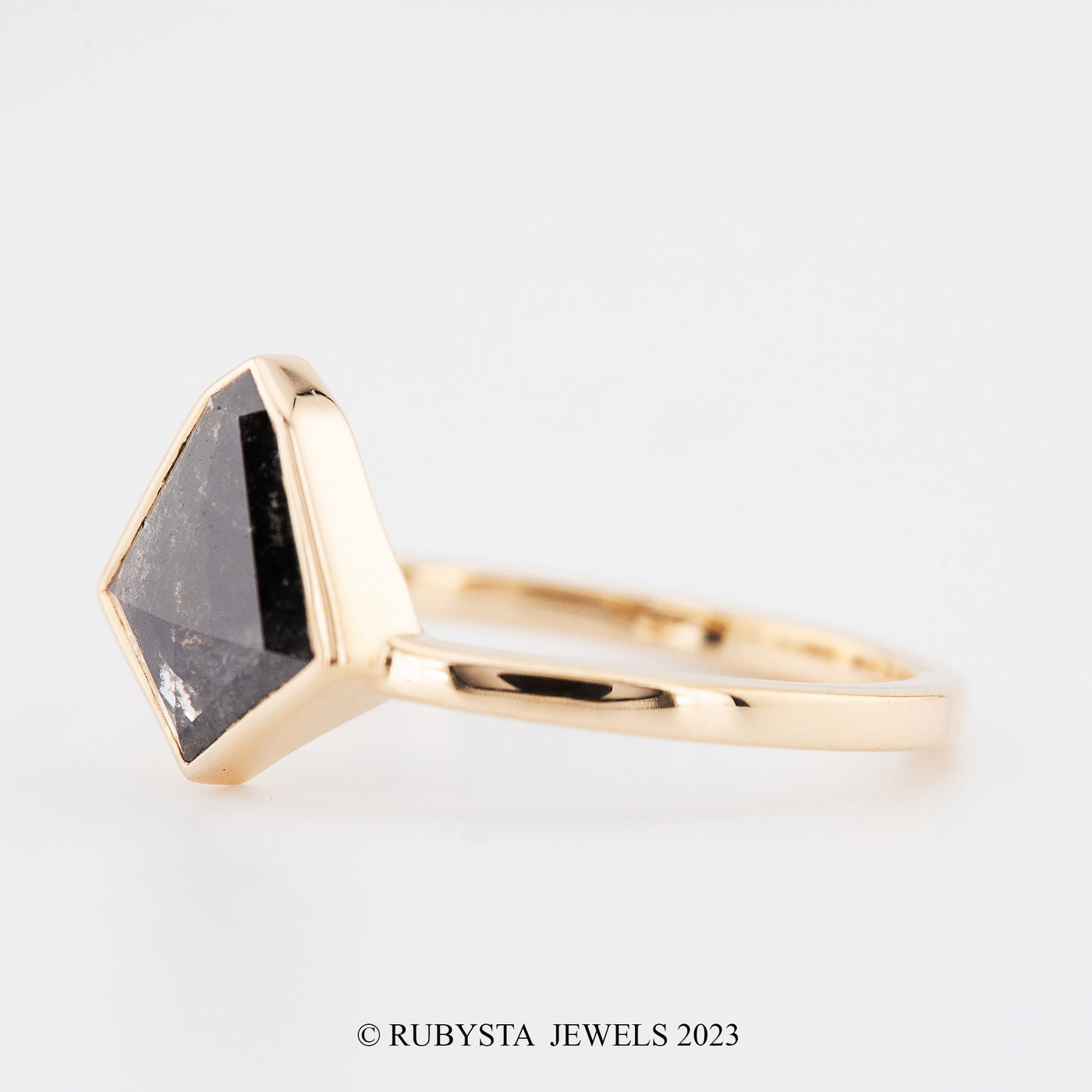 Engagement ring, Bezel setting ring, Kite diamond ring, Jewelry - Rubysta jewels