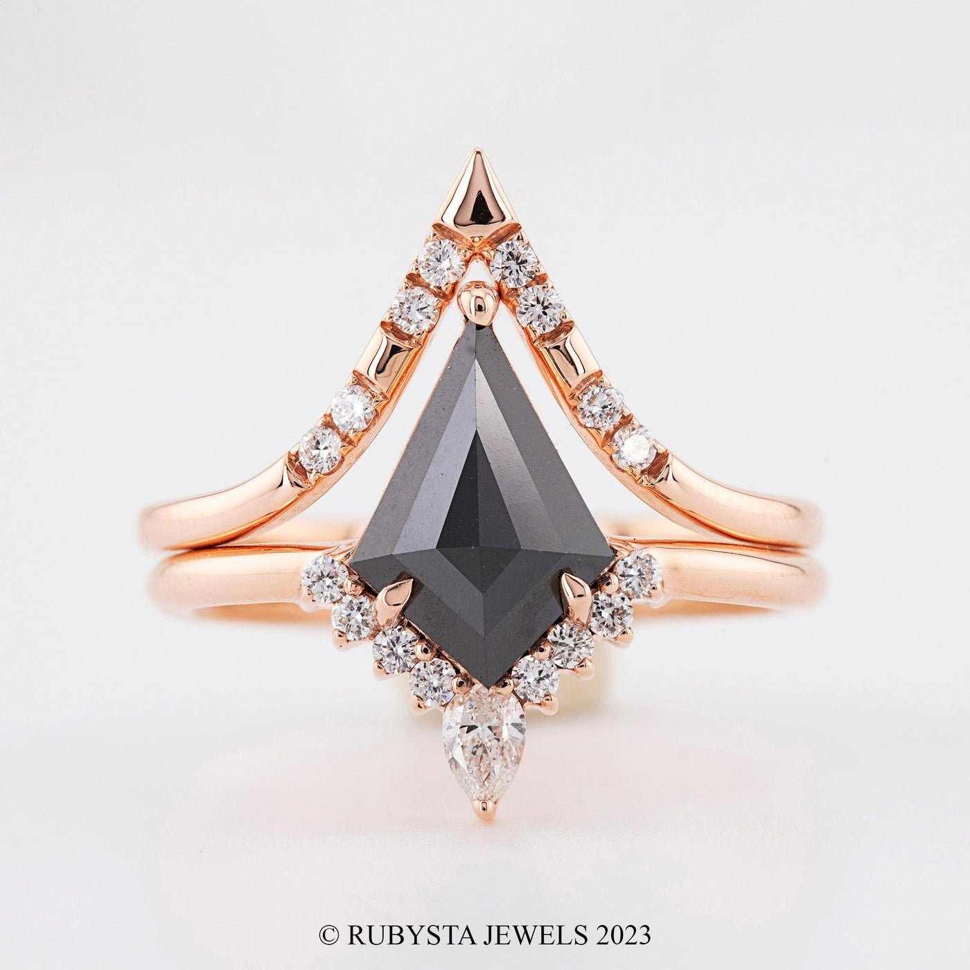 Black Kite diamond ring - Rubysta