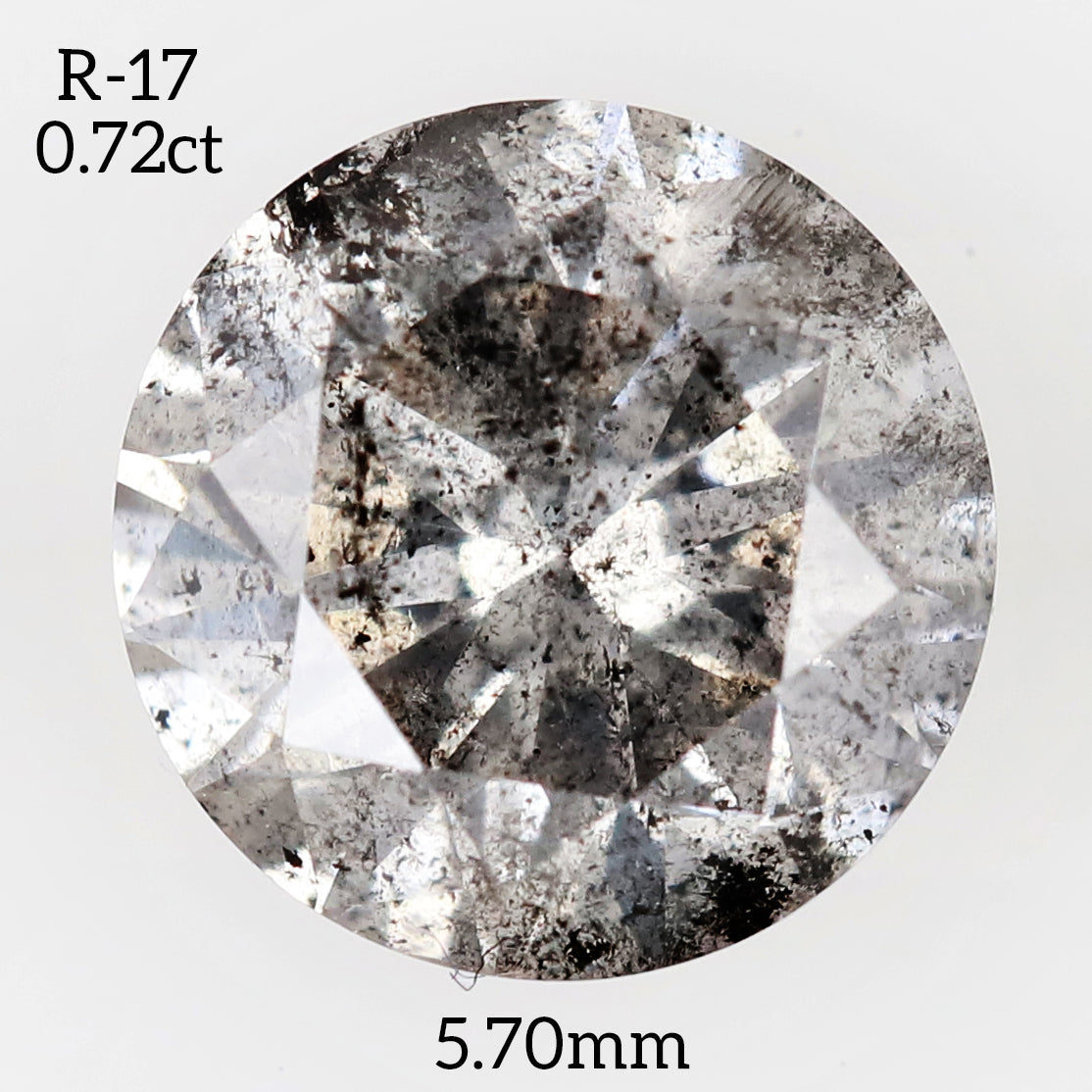 R17 - Salt and pepper round diamond