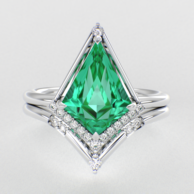 Eternal Elegance: Green Emerald Kite Shape Ring