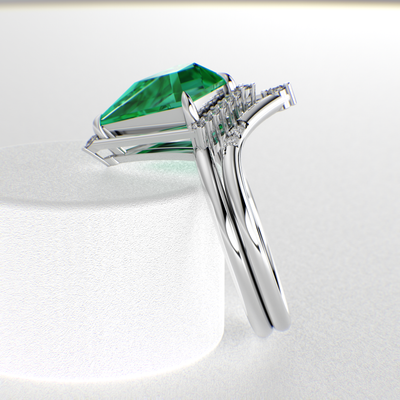 Eternal Elegance: Green Emerald Kite Shape Ring