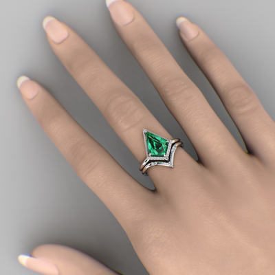 Eternal Elegance: Green Emerald Kite Shape Ring