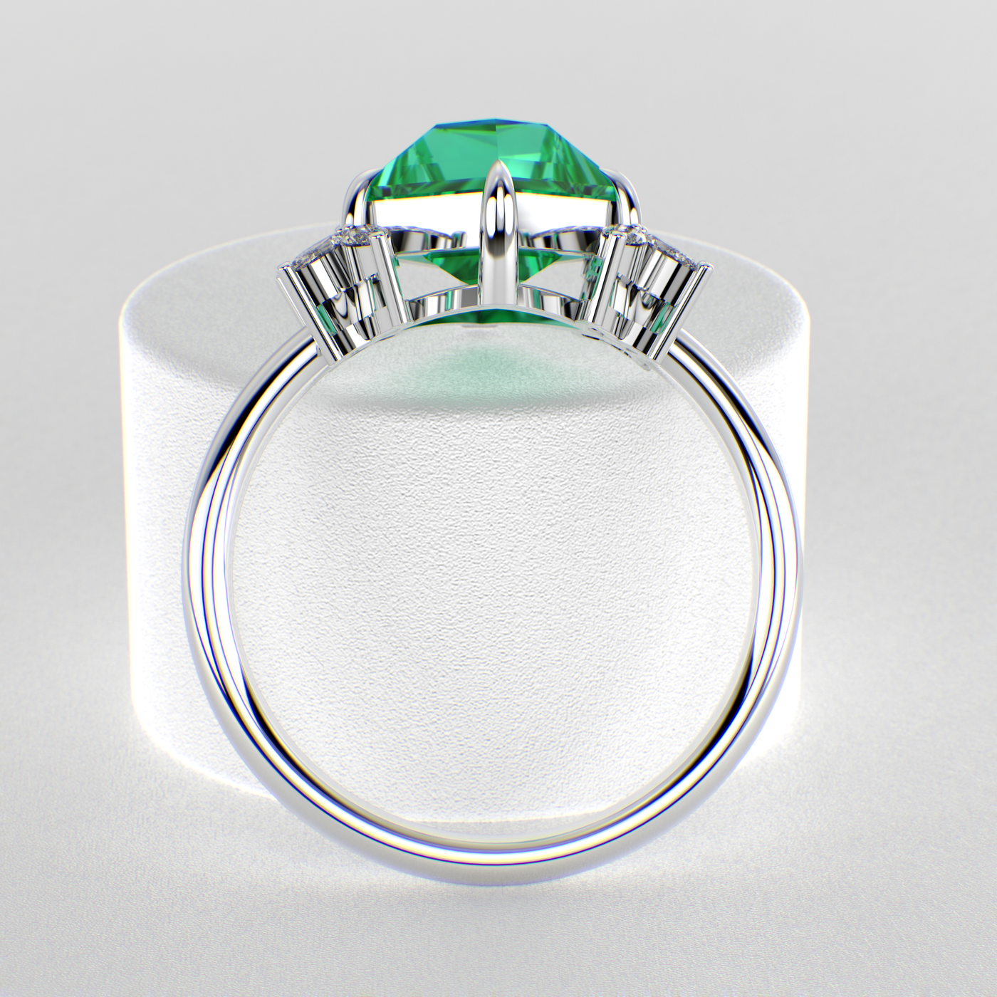 Green Emerald Kite Shape Ring: A Marquise-Enchanted Masterpiece