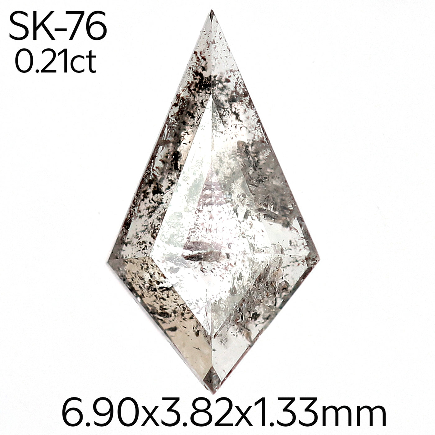 SK76 - Salt and pepper kite diamond