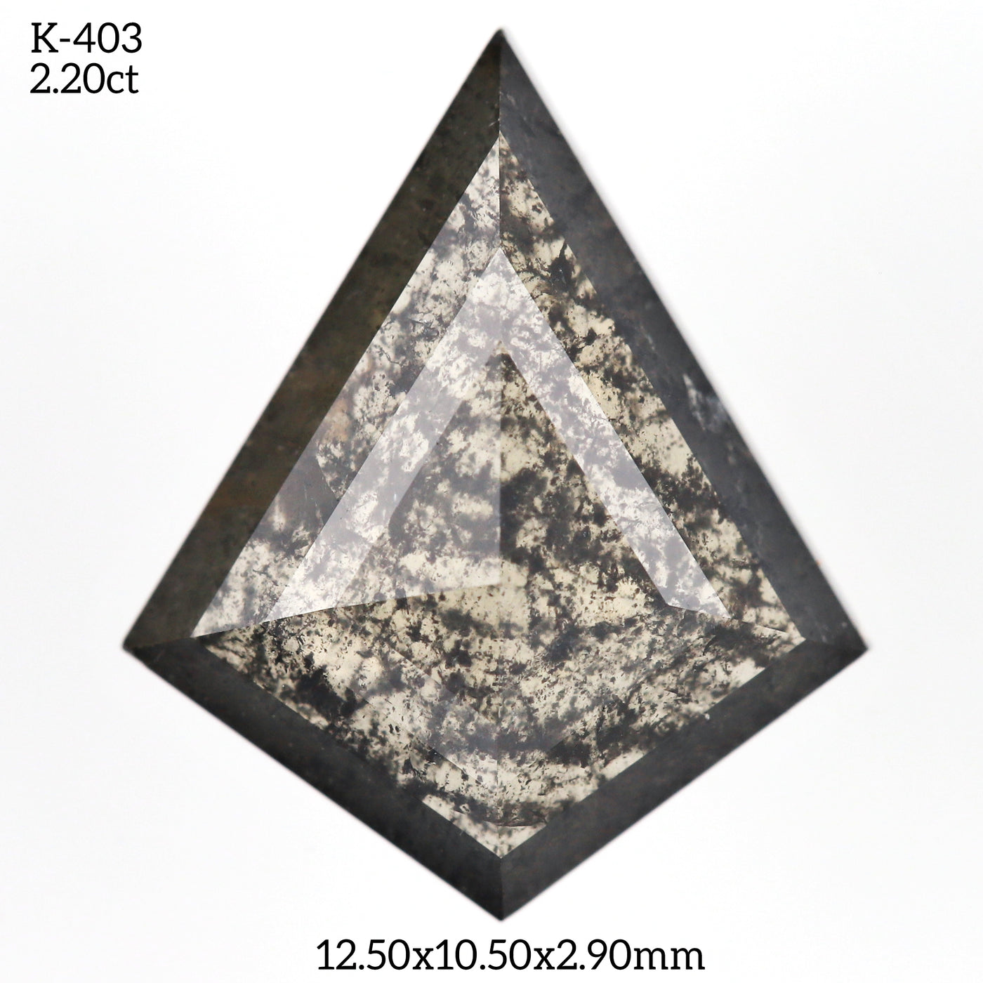 K403 - Salt and pepper kite diamond