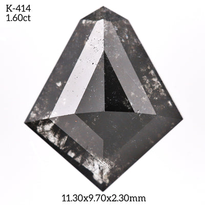 K414 - Salt and pepper kite diamond