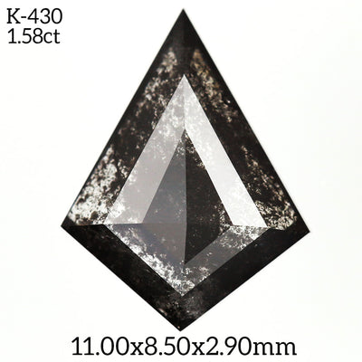 K430 - Salt and pepper kite diamond