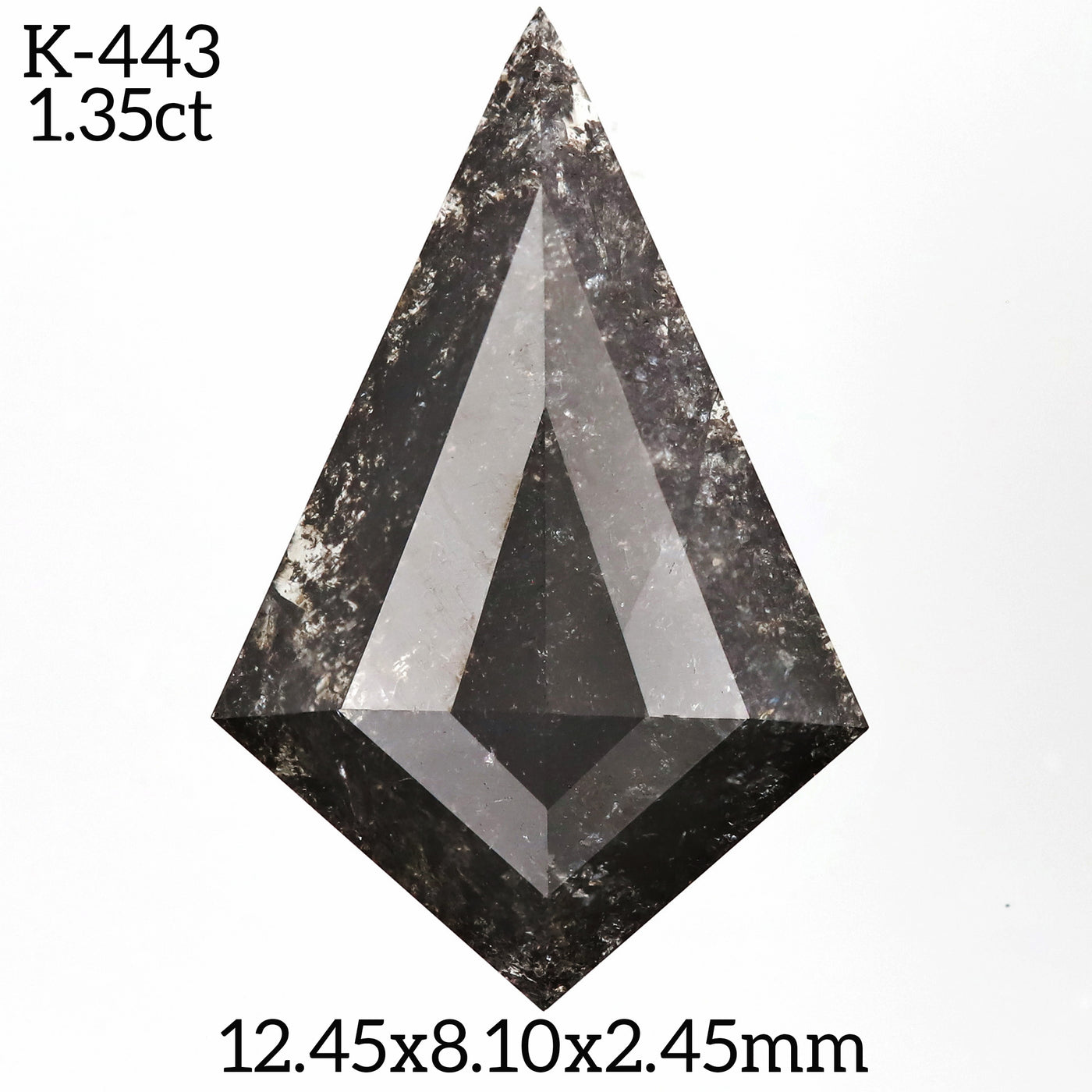 K443 - Salt and pepper kite diamond