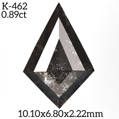 K462 - Salt and pepper kite diamond
