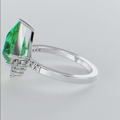 Green Lab Grown Emerald Kite shape | Engagement ring | Unique Ring | Kite ring | Valentine Gift for Her