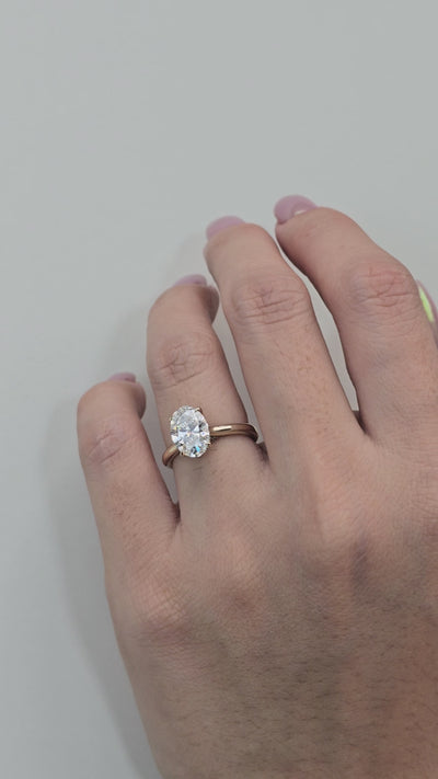 2ct Oval Lab Grown Diamond Ring | IGI Certified E/VVS2 | Claw Prong Solitaire | Ethical Gold Engagement Ring