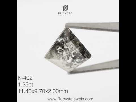 K402 - Salt and pepper kite diamond