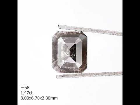 E58 - Salt and pepper emerald diamond