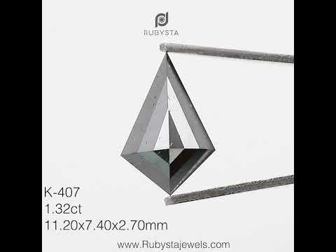 K407 - Salt and pepper kite diamond