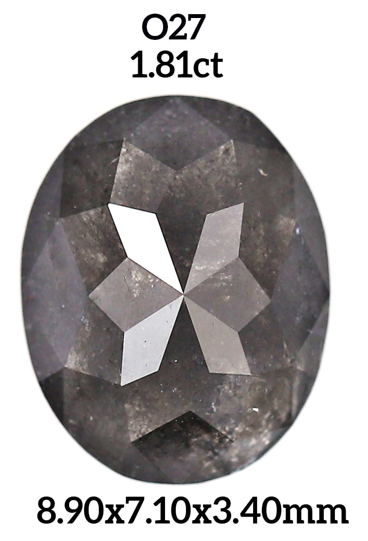 O27 - Salt and pepper oval diamond