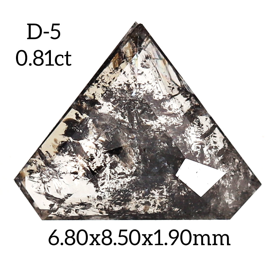 D5 - Salt and pepper geometric diamond