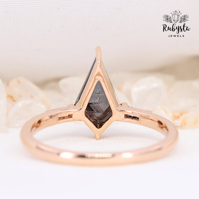 Kite Diamond Ring | Salt and Pepper diamond Ring | kite Engagement Ring