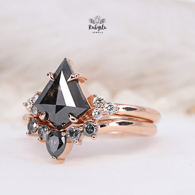 salt and pepper kite diamond ring with matching band