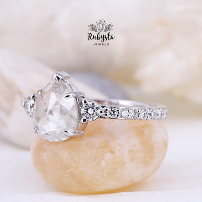 salt and pepper Pear diamond ring - Rubysta