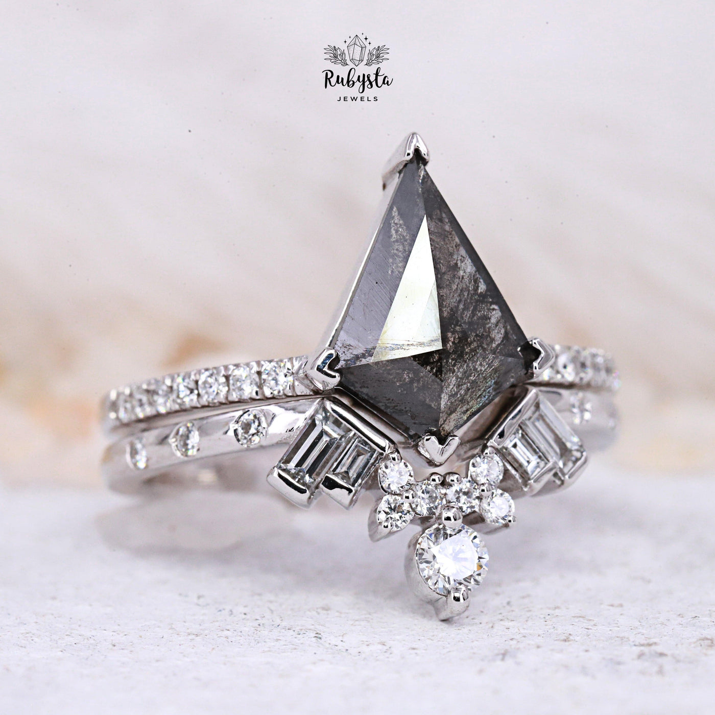 salt and pepper Kite diamond ring - Rubysta