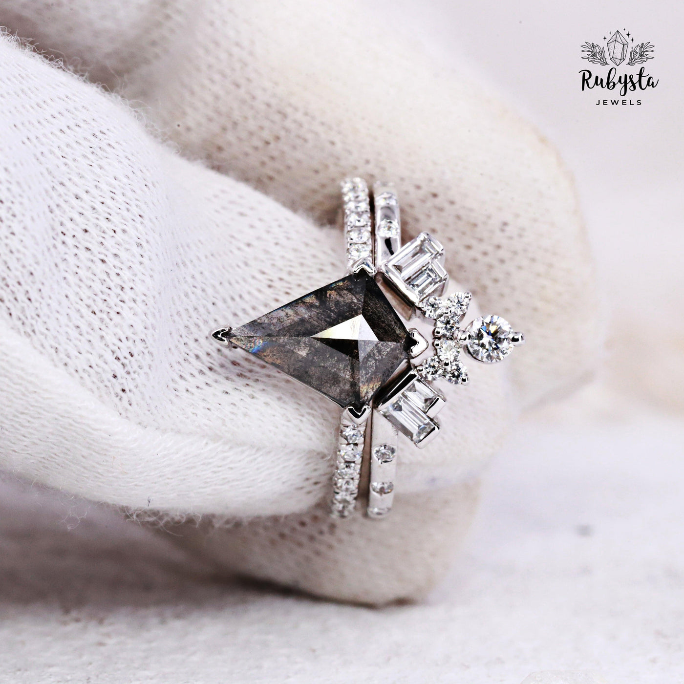 salt and pepper Kite diamond ring - Rubysta