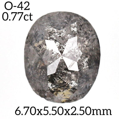 O42 - Salt and pepper oval diamond - Rubysta