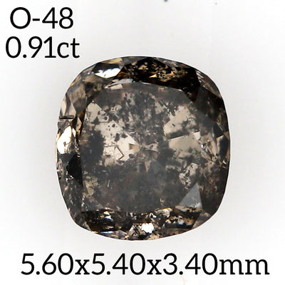 O48 - Salt and pepper oval diamond
