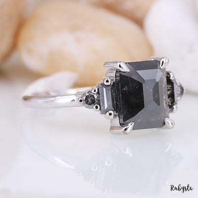 salt and pepper Emerald diamond ring - Rubysta