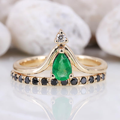 Exquisite Natural Pear Shaped Emerald and Black Diamond Ring - A Radiant and Elegant Design for Every Occasion Engagement Ring Ring for her - Rubysta