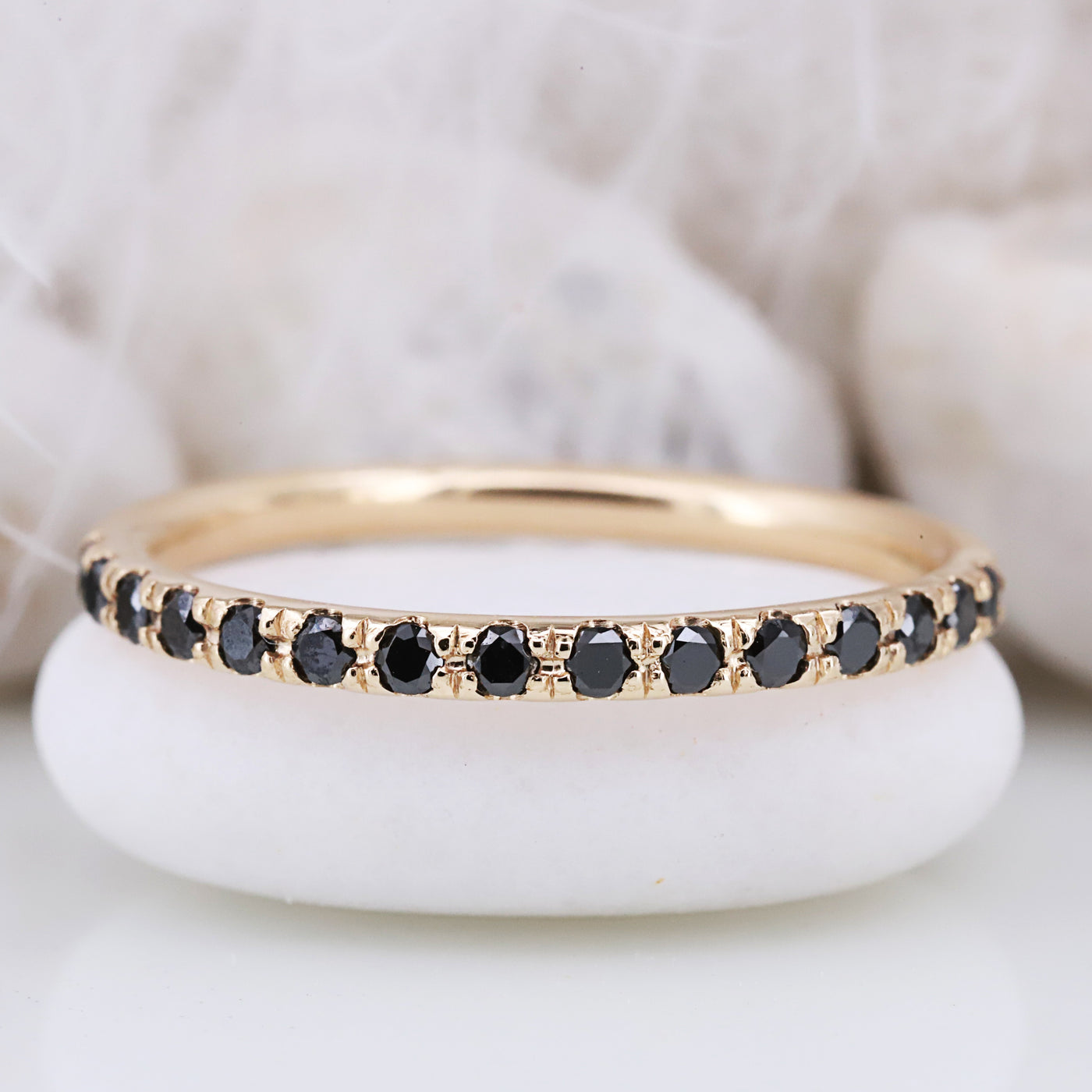 Gorgeous Natural Round Shaped Black Diamond Ring - A Perfect Blend of Classic and Contemporary Design
