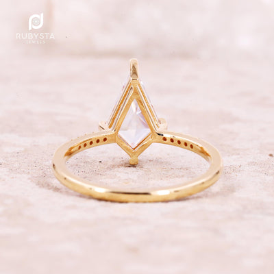 Kite Topaz Ring | Engagement Ring | Kite minimal Ring - Rubysta