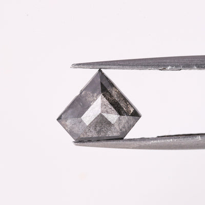 D-9 salt and pepper geometric diamond - Rubysta