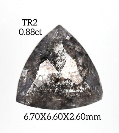 TR2 - Salt and pepper trillion diamond - Rubysta