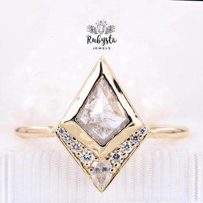 Salt and Pepper Diamond Ring | Kite Diamond Ring - Rubysta