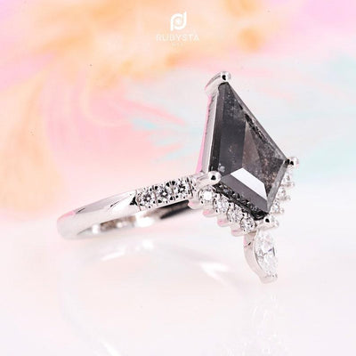 Salt and Pepper diamond Ring | kite Engagement Ring | kite ring| kite diamond ring - Rubysta