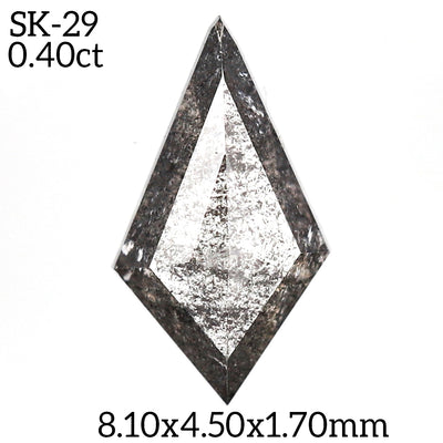 SK29 - Salt and pepper kite diamond