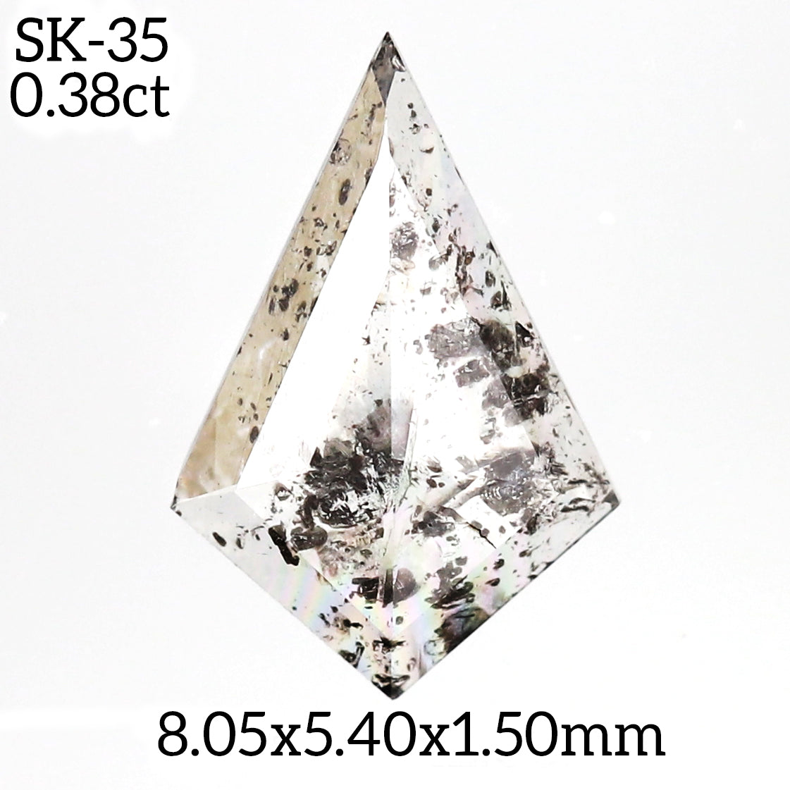 SK35 - Salt and pepper kite diamond